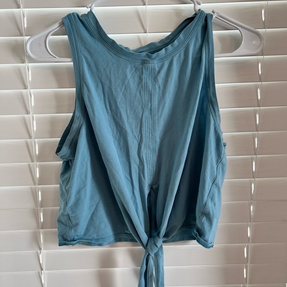 Lululemon tank top